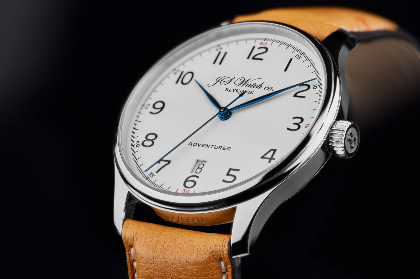 Gilber Vintage Adventurer