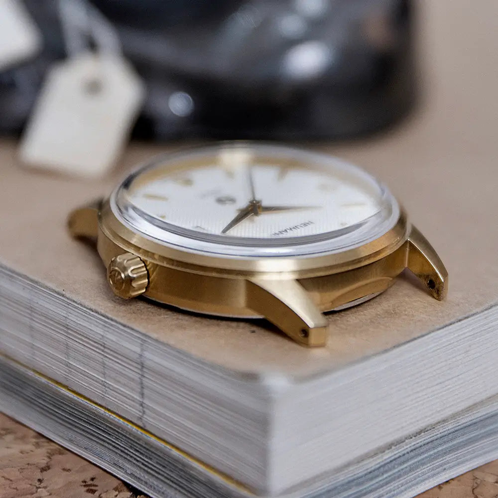 Initial No.1 Gold Off-white/Gold 40mm