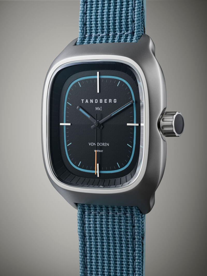 Tandberg Black